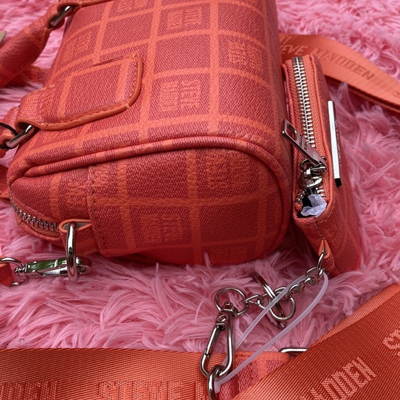 🧡Steve Madden Orange Bcasey Mini crossbody purse🧡 - Picture 10 of 11